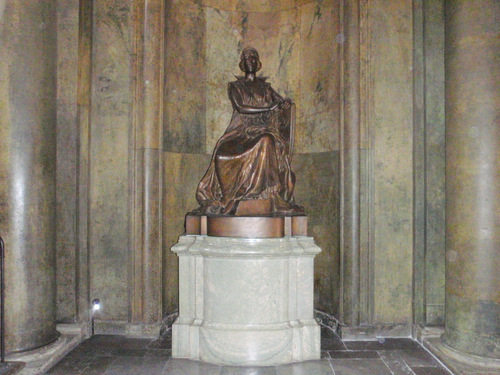 Palace Photo.